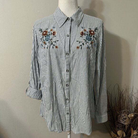 Westport Women Button Up Shirt Top Gray Striped Metallic Embroidered Floral Sz L - Picture 1 of 7